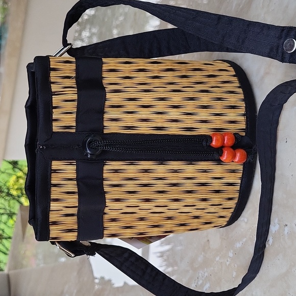 Saraye Tatami Small Woven Bucket Bag - Picture 2 of 12